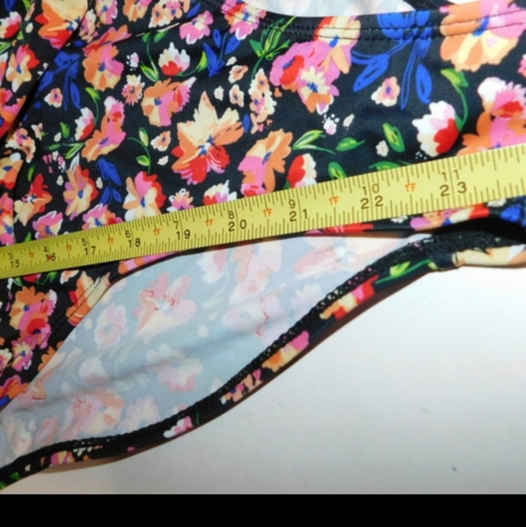 Teemi One Piece Women's Floral Swim Suit size 12 - Picture 6 of 8